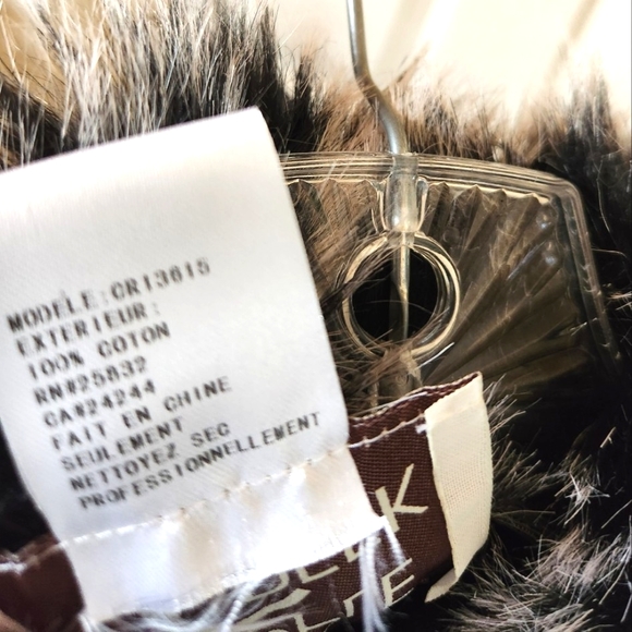 CRIPPLE CREEK Black Knit Jumper Soft Draped Faux Fur Collar Cotton Sweater NWT L - Picture 3 of 16